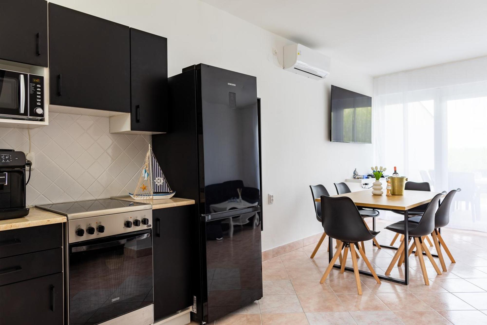 Balaton a kertben - Közvetlen vízparti apartmanok, csodálatos panorámával Balatonfenyves Exterior foto