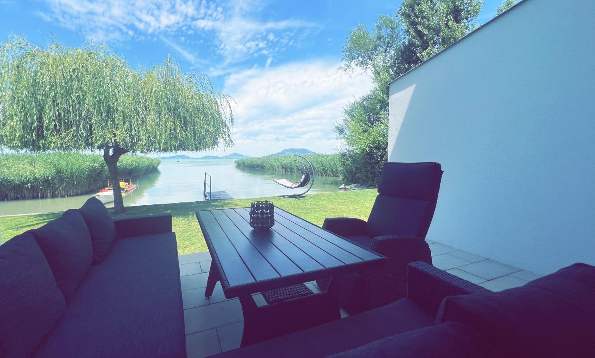 Balaton a kertben - Közvetlen vízparti apartmanok, csodálatos panorámával Balatonfenyves Exterior foto